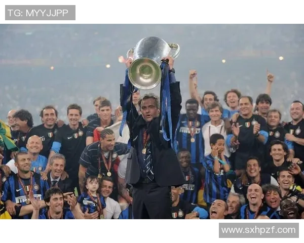 从巅峰到低谷足球明星的荣耀与失落之路