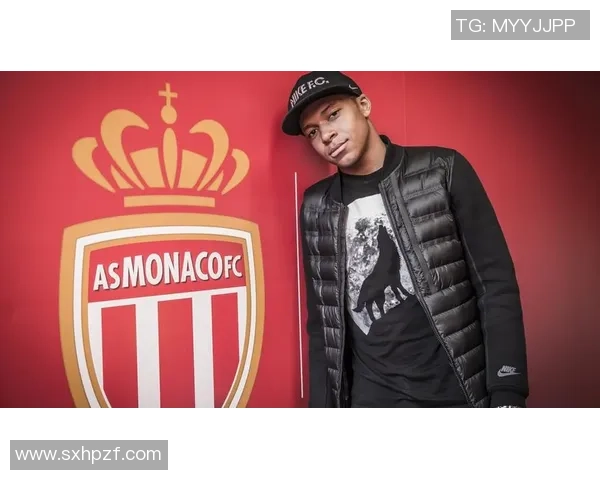 足球明星壁纸精选法国球星风采尽显高清视觉盛宴 足球明星壁纸精选法国球星风采尽显高清视觉盛宴