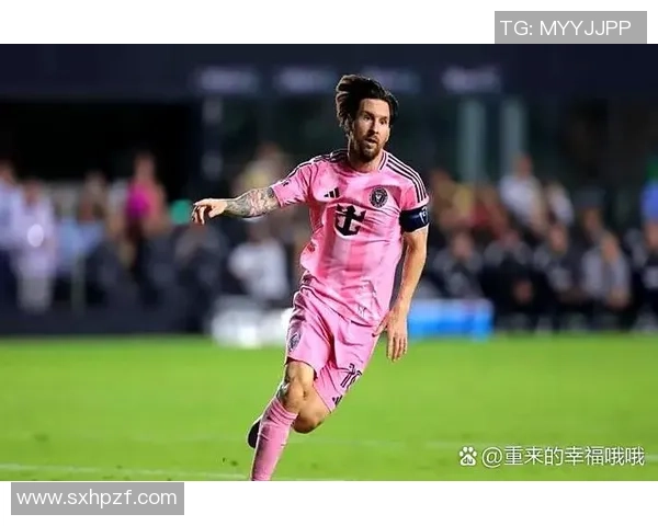 2018年全球足球明星排行榜前十名球员精彩表现与成就回顾